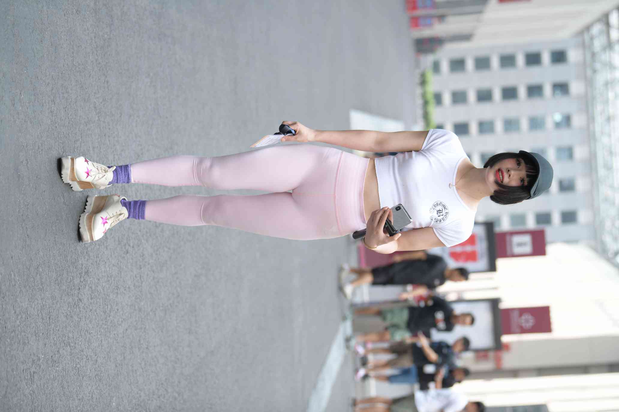 图片[2]-短发鸭舌帽时尚女生【102P】04022-喵咪图库