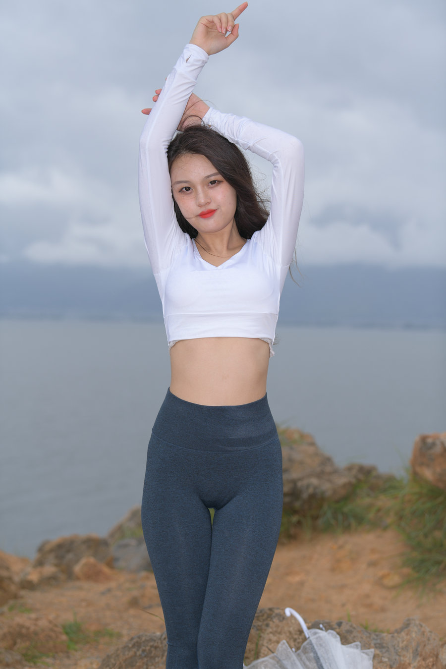 图片[2]-深蓝色瑜伽裤甜美女孩 J1320 514P2V-17.5GB-喵咪图库