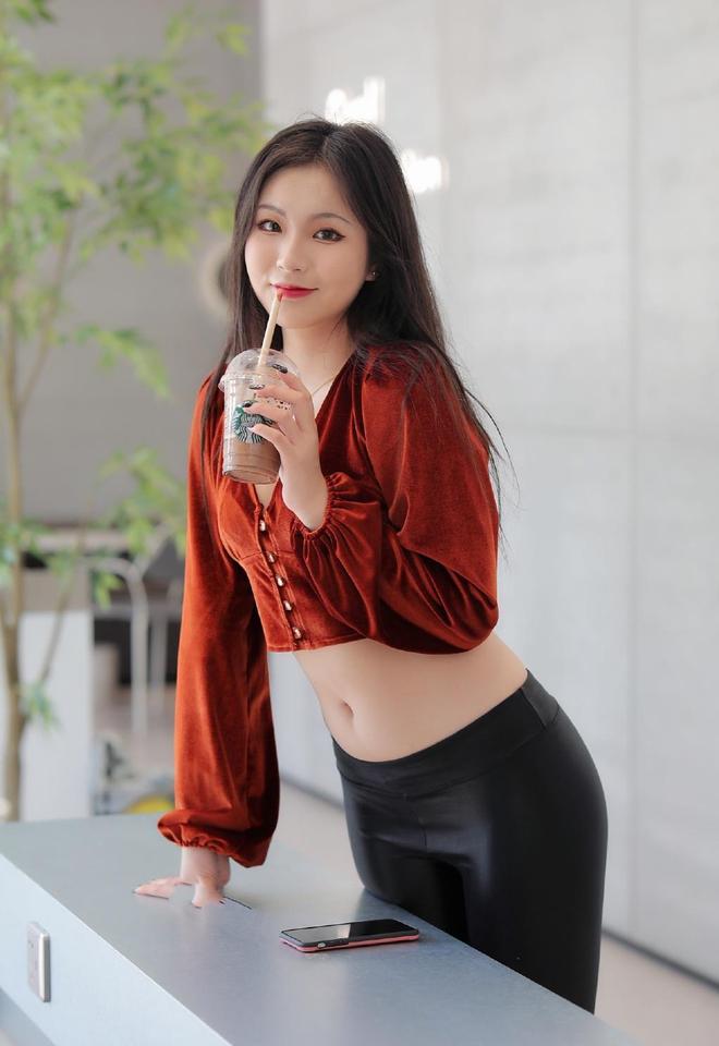 图片[3]-非常甜美的皮裤女孩 J1236 322P11V-16.4GB-喵咪图库