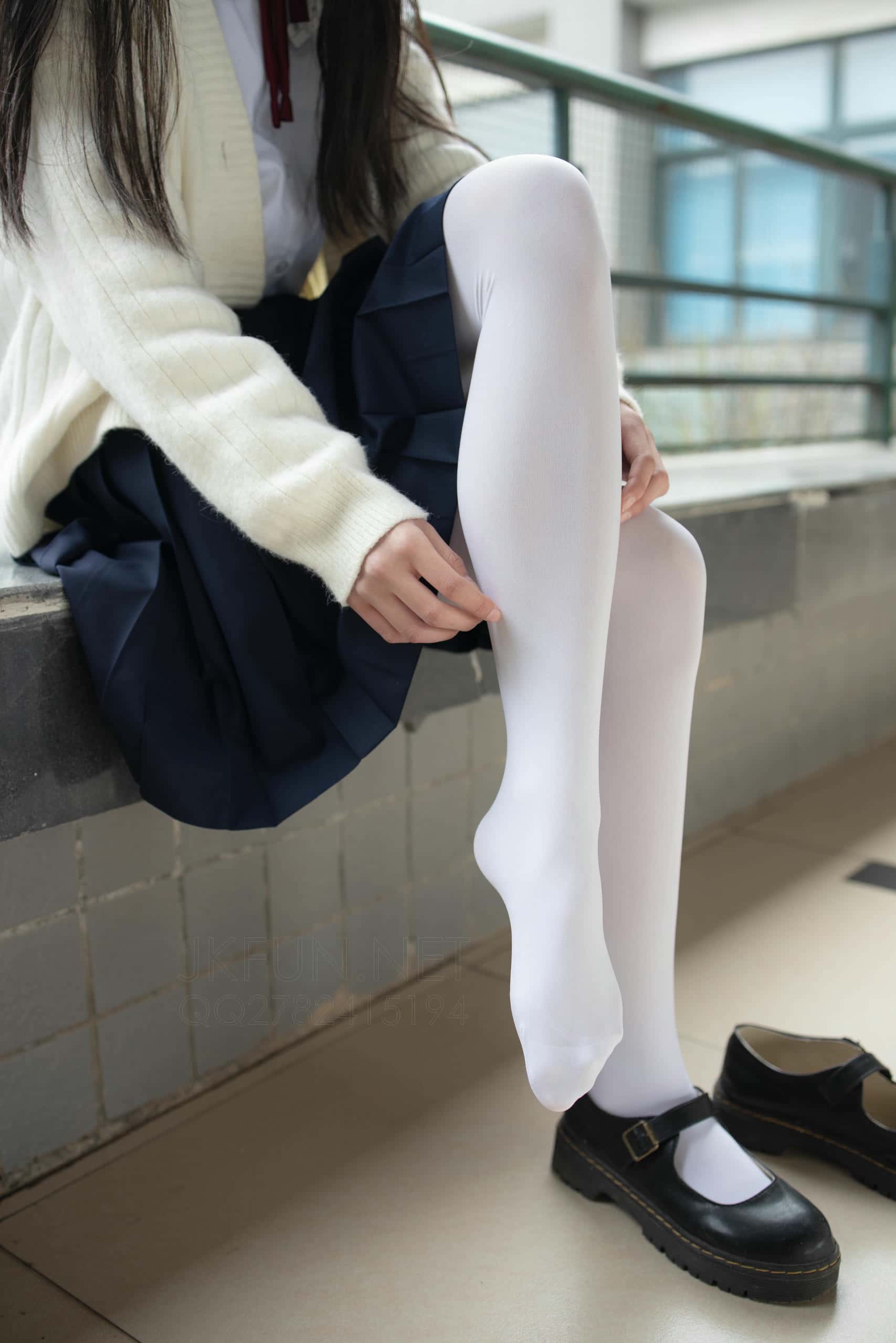 图片[2]-甜美可人的白丝姑娘【127P】J2555-喵咪图库