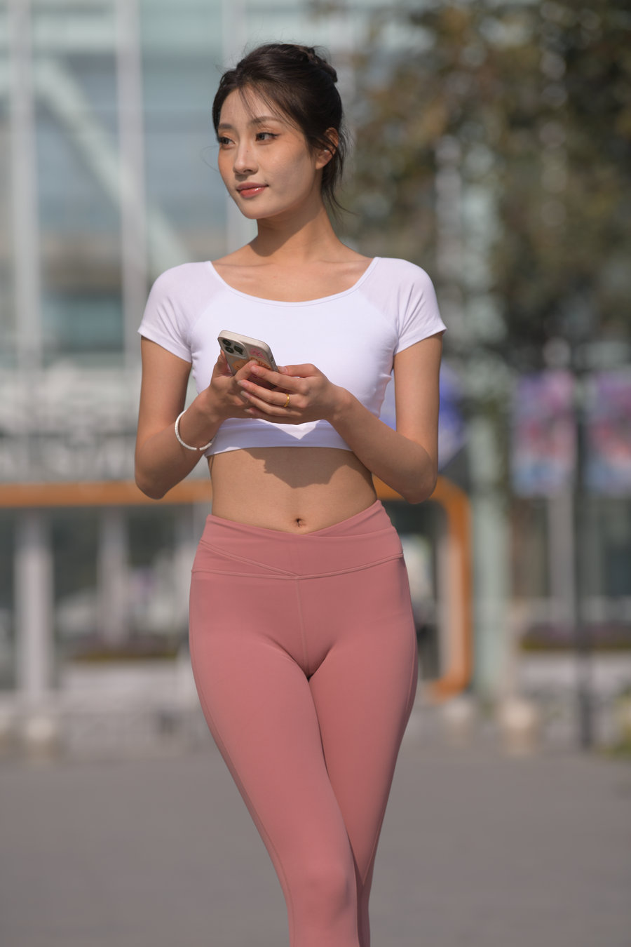 图片[1]-粉红色瑜伽裤女孩J4915 583P1V-26.4GB-喵咪图库