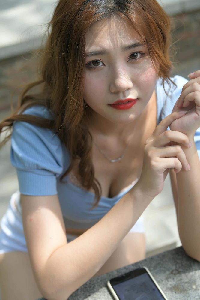 白色热裤女孩【1133P】J1680-喵咪图库