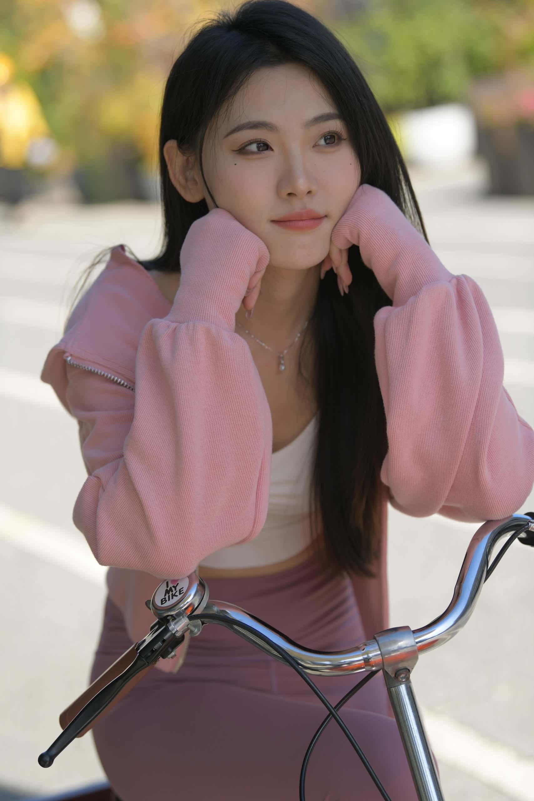 图片[3]-在外面拍照的粉色系女孩【653P】J6238-喵咪图库