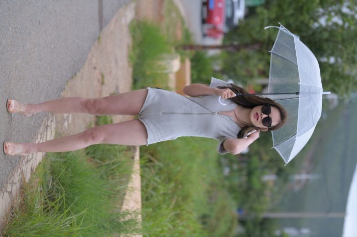 在海边开跑车的连衣短裤女孩【390P】00030-喵咪图库