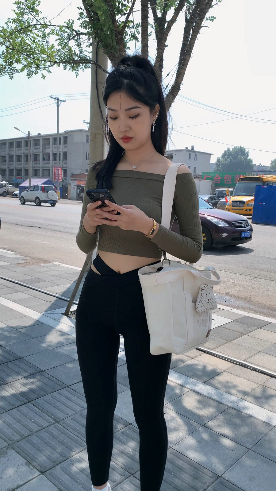 图片[1]-刚刚健身结束的高马尾瑜伽裤女孩J4111 MP4-8.97GB-喵咪图库