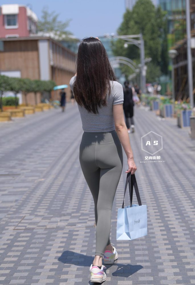 图片[1]-非常漂亮的瑜伽裤女孩J2192 501P1V-15.5GB-喵咪图库