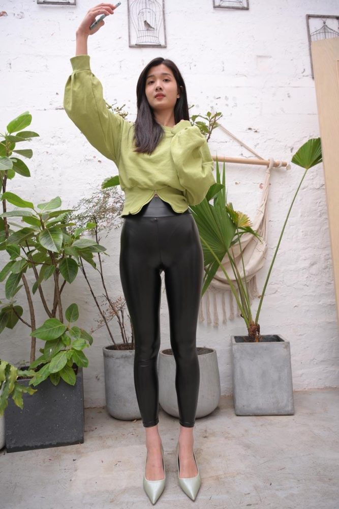 身材很棒的紧身皮裤女孩 J1537 653P1V-19.3GB-喵咪图库