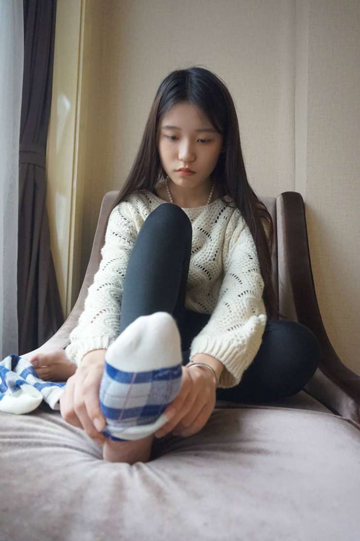 图片[5]-眼神很清澈的赤脚女孩【59P】20020-喵咪图库