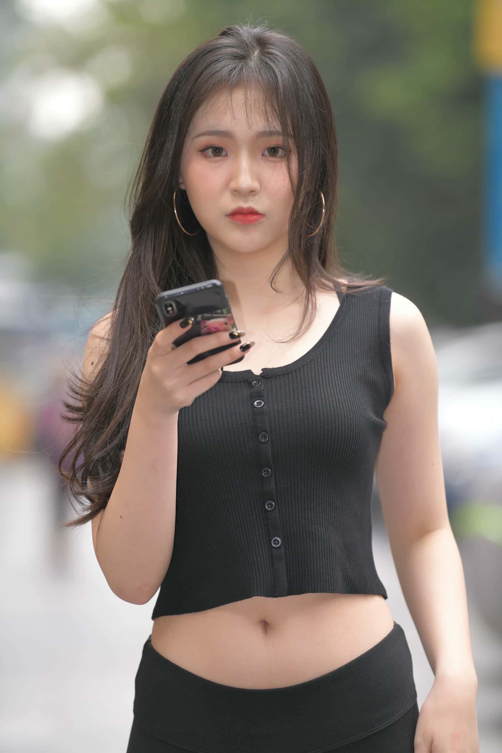 图片[2]-喝奶茶的黑色瑜伽裤长发姑娘【376P】00055-喵咪图库
