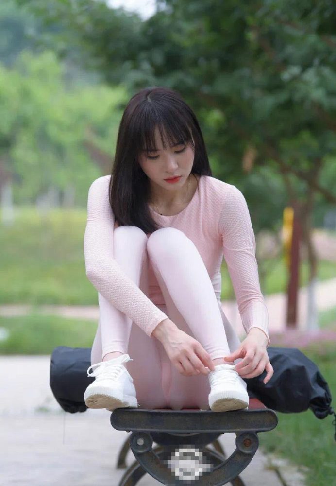图片[4]-粉粉的瑜伽裤女孩太可爱了 J2090 854P1V-30.4GB-喵咪图库