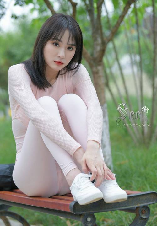 图片[2]-粉粉的瑜伽裤女孩太可爱了 J2090 854P1V-30.4GB-喵咪图库
