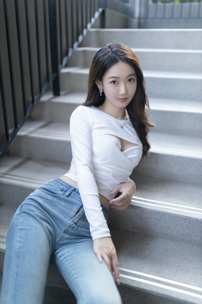 唐安琪 - 户外牛仔裤写真 【40P】P25226-喵咪图库