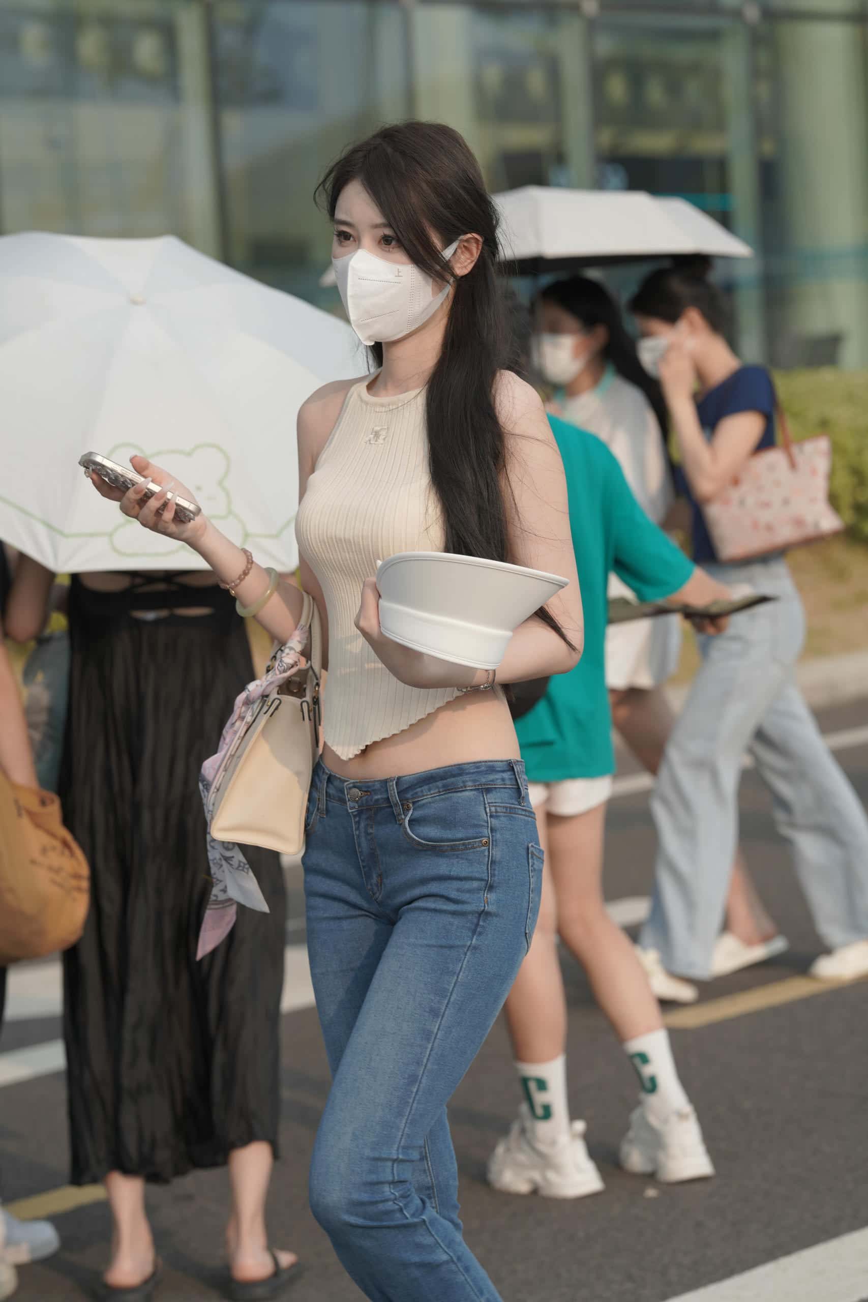 图片[1]-清纯喇叭牛仔裤女孩 【79P】J3591-喵咪图库
