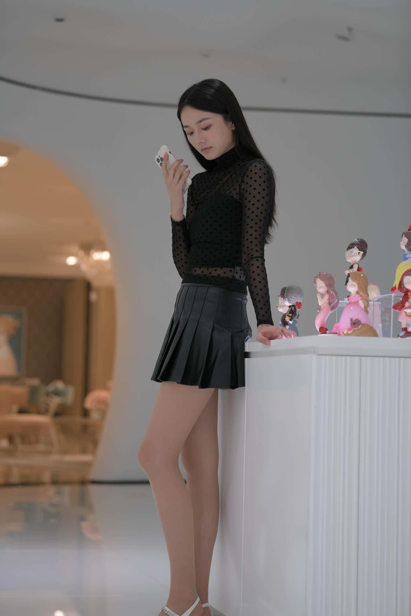 图片[4]-准备参加朋友宴会的黑裙小姐姐【452P】J3401-喵咪图库