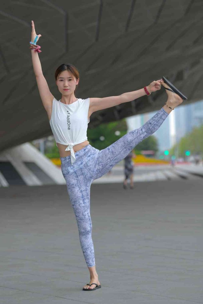 表演瑜伽的女孩【176P】04017-喵咪图库