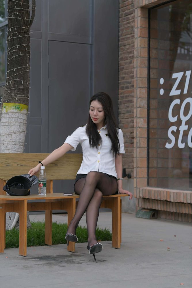 来自青涩女子兵团的小姐姐【729P】J3345-喵咪图库