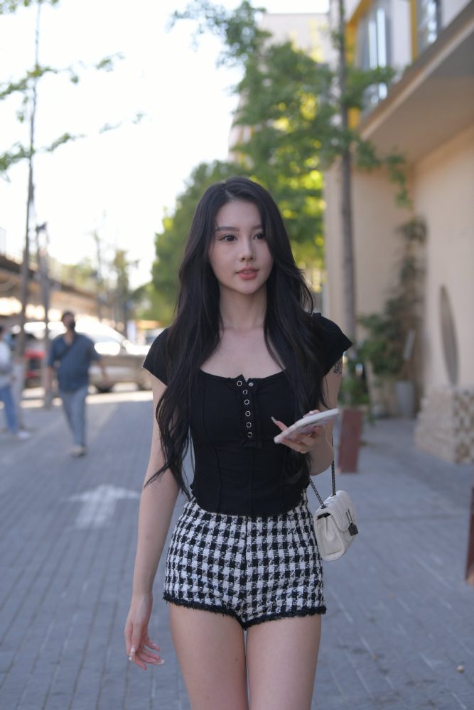 J3206 671P-14.5GB-喵咪图库