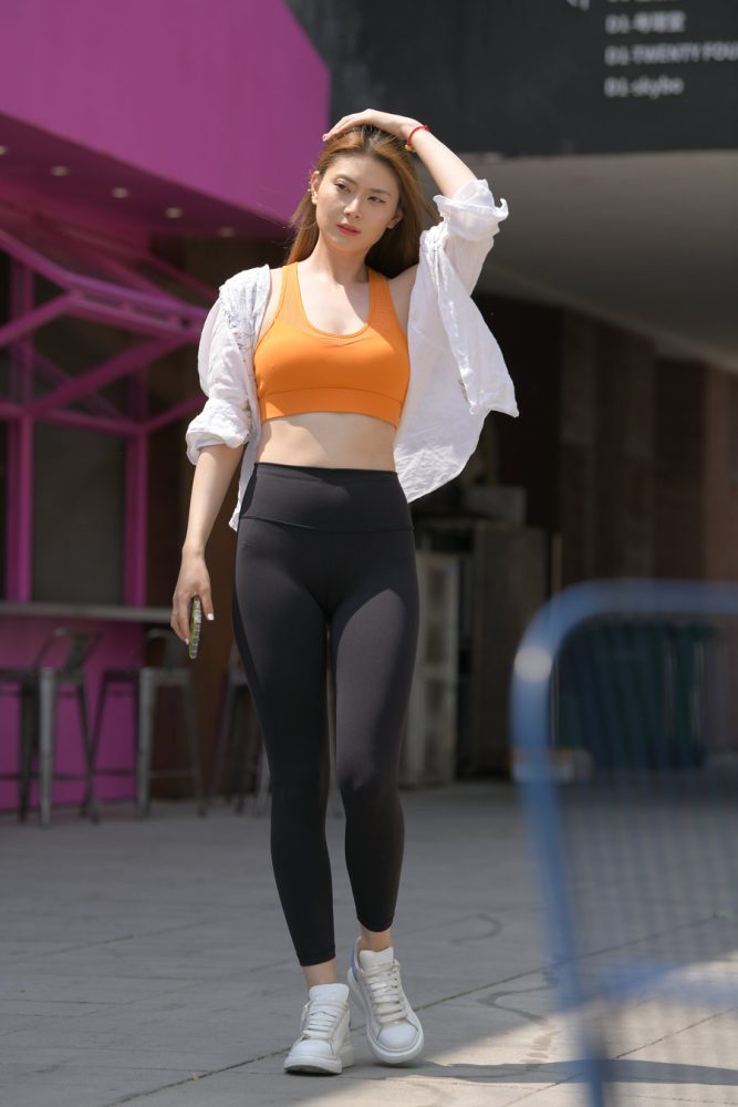 自信的瑜伽裤女孩J3670 712P-14.9GB-喵咪图库