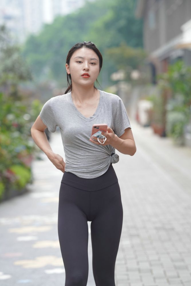 户外运动的瑜伽裤女孩J3008 845P2V-22.9GB-喵咪图库